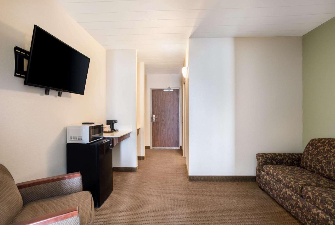 Hotel Quality & Monterey, Tn - Crossville, Tn 2*