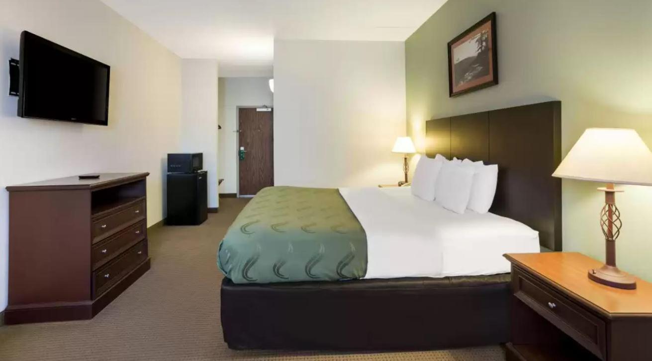 Quality & Monterey, Tn - Crossville, Tn Hotel