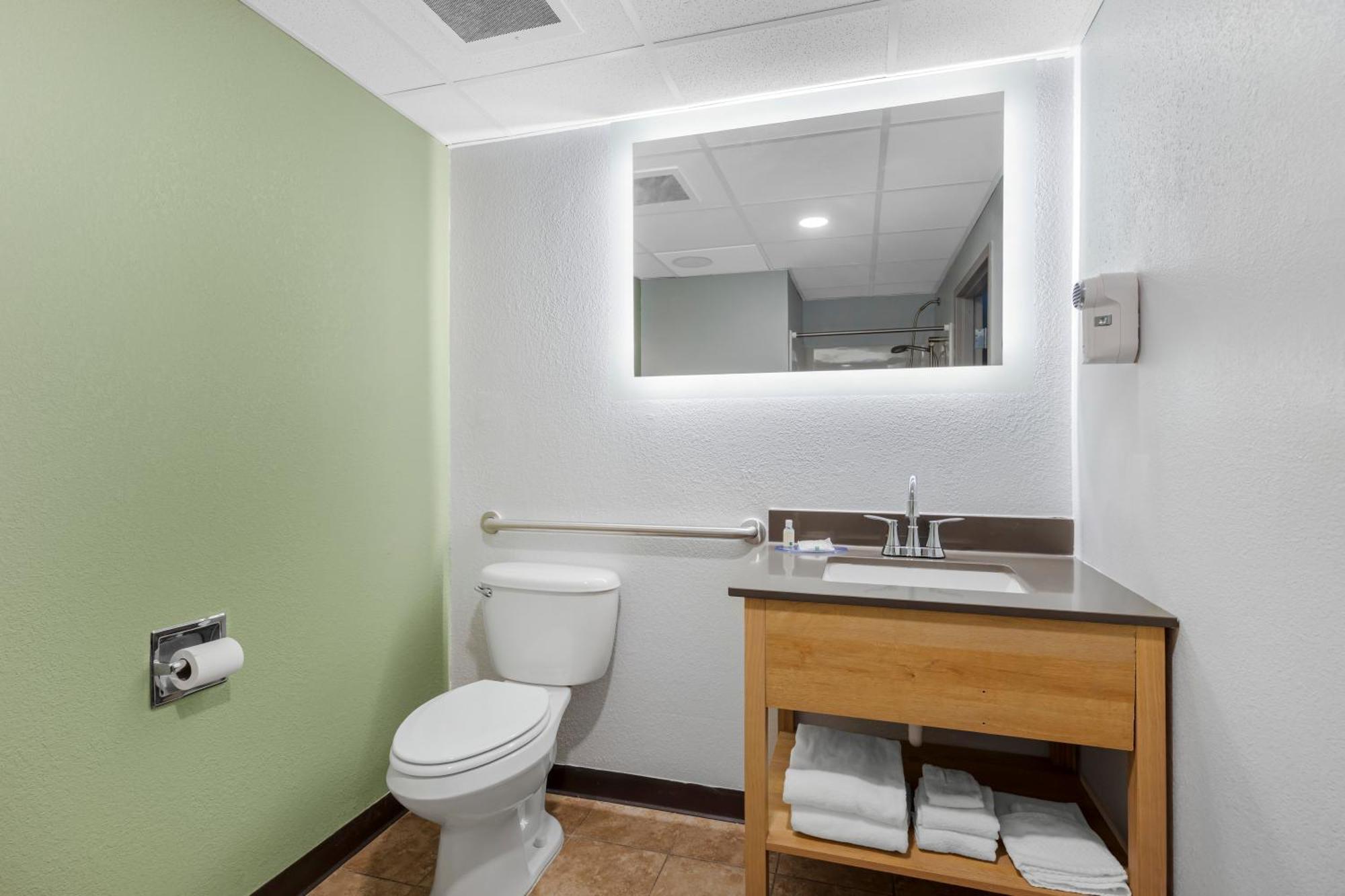 Hotel Quality & Monterey, Tn - Crossville, Tn