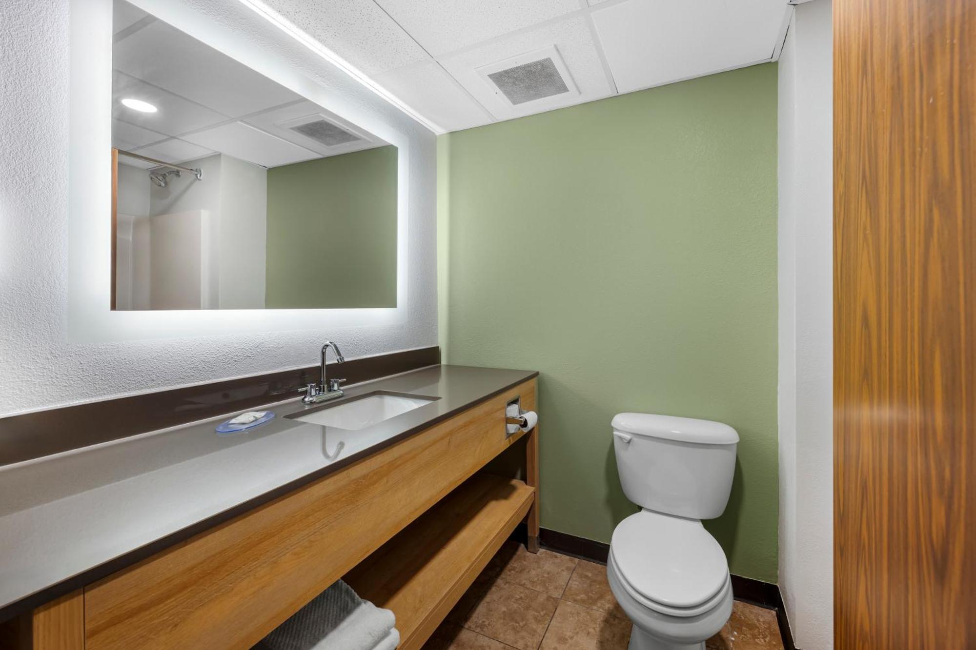 Hotel Quality & Monterey, Tn - Crossville, Tn 2*